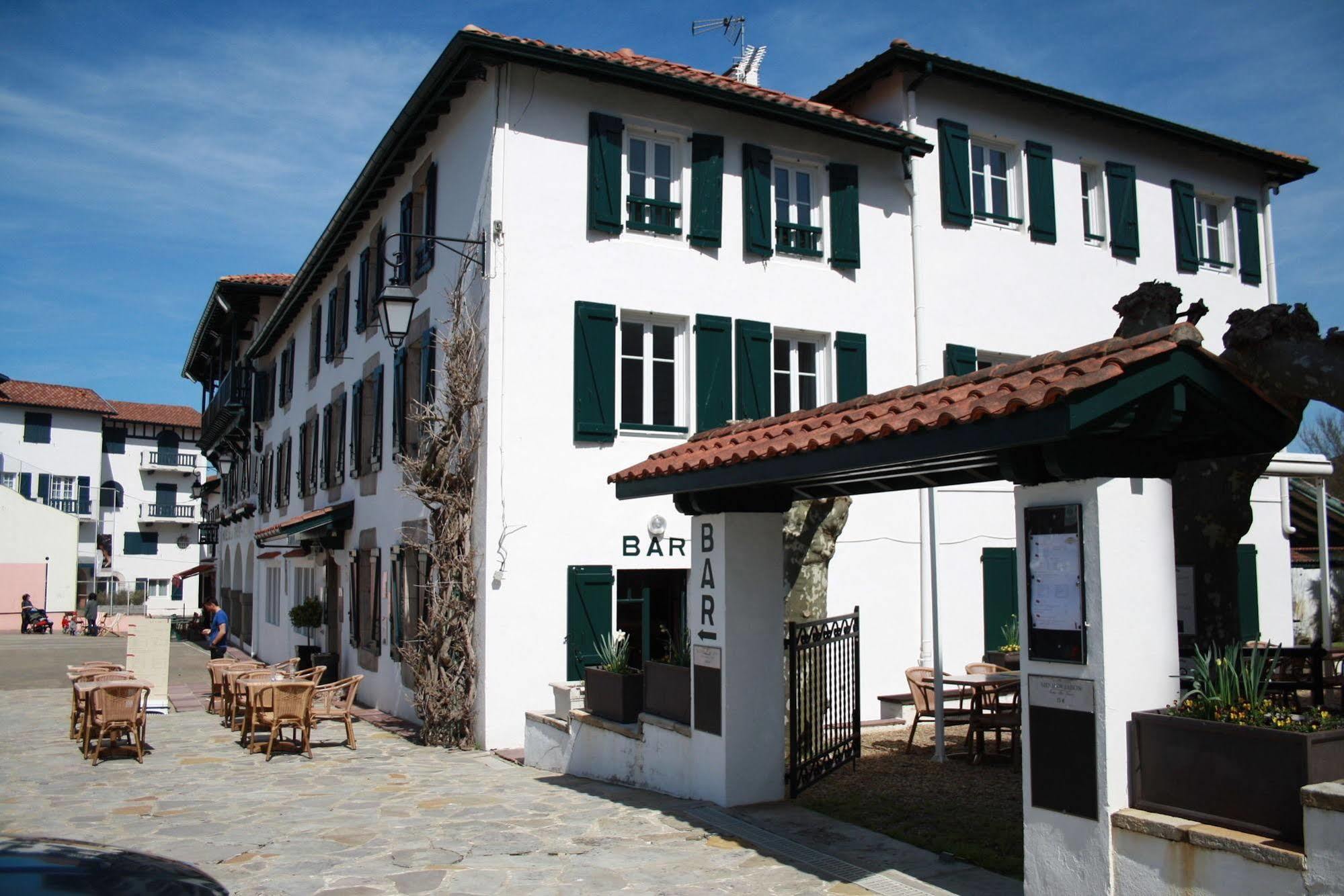 Hotel De La Rhune Ascain Exterior photo