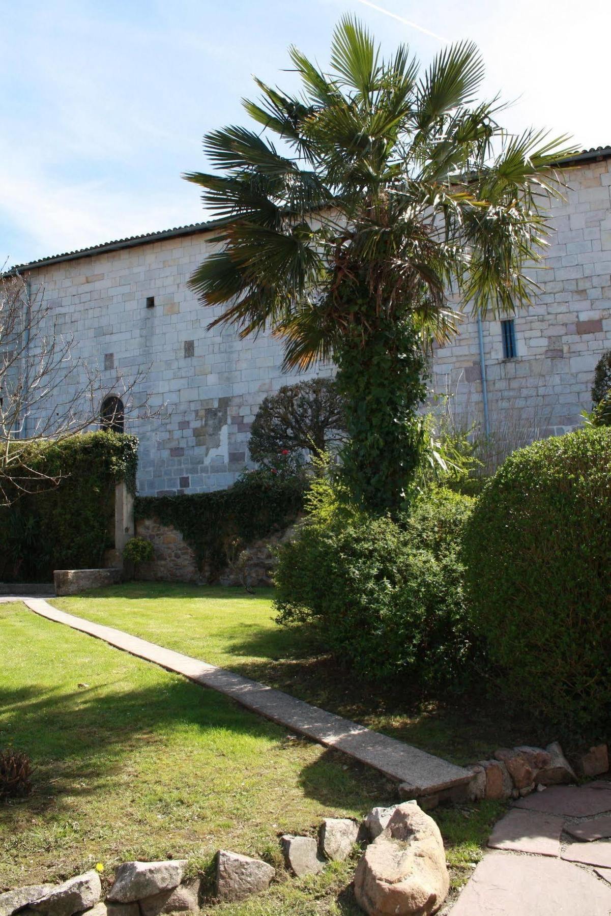 Hotel De La Rhune Ascain Exterior photo